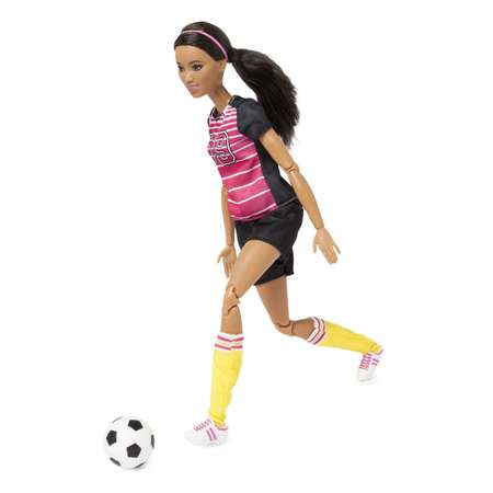 Куклы-спортсменки Barbie Безграничные движения Футболистка (Fcx82)