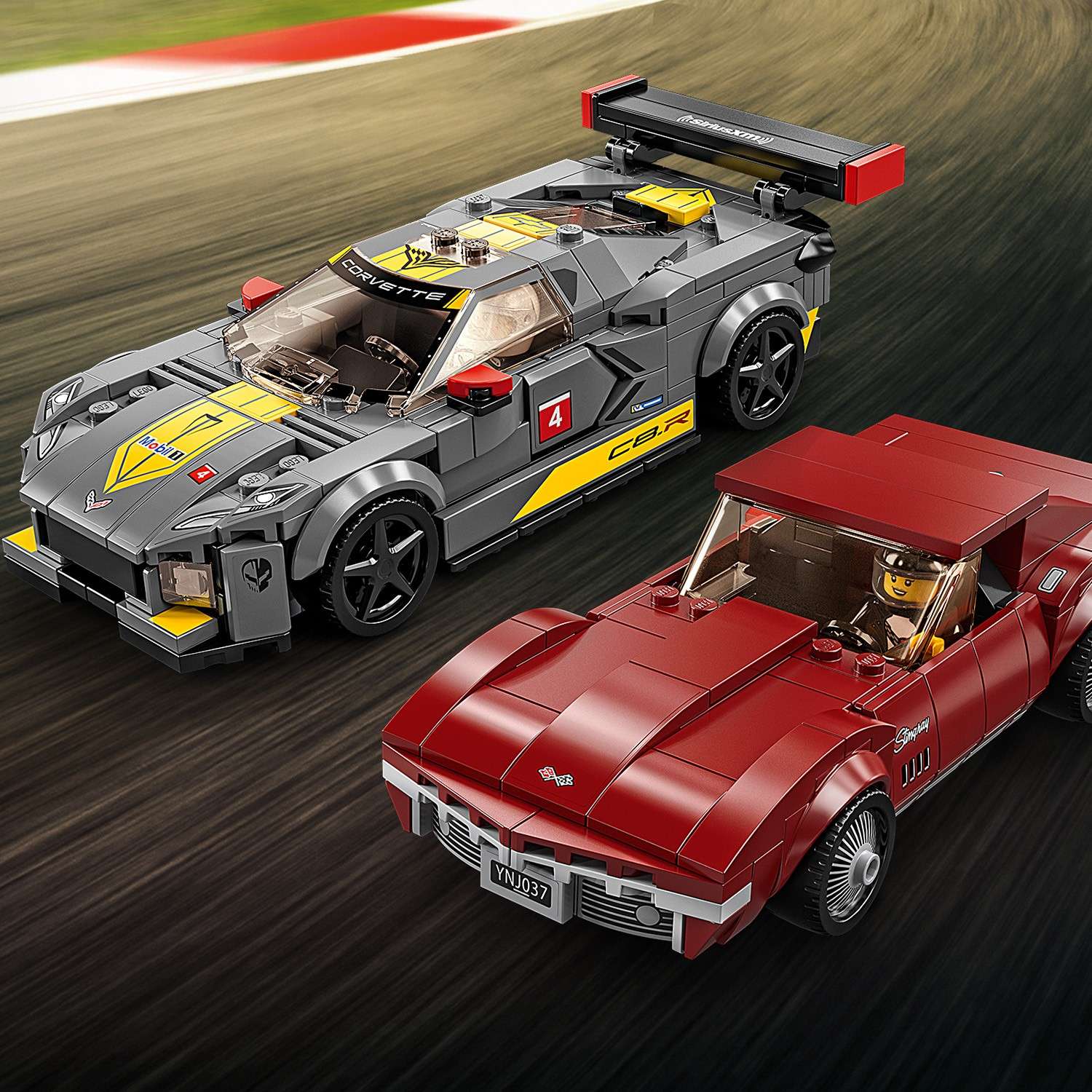 Конструктор LEGO Speed Champions Chevrolet Corvette C8.R Race Car and 1968 Chevrolet Corvette 76903 - фото 6