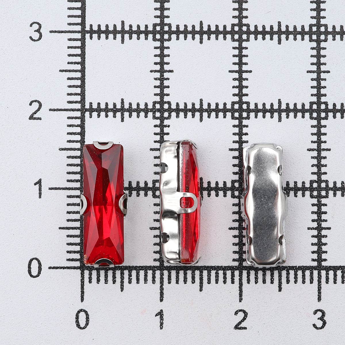 Хрустальные стразы Astra Craft в цапах прямоугольные для творчества и рукоделия 15 мм 5 шт серебро красный - фото 2