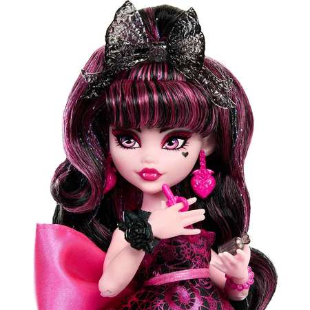 Кукла модельная Monster High Draculaura