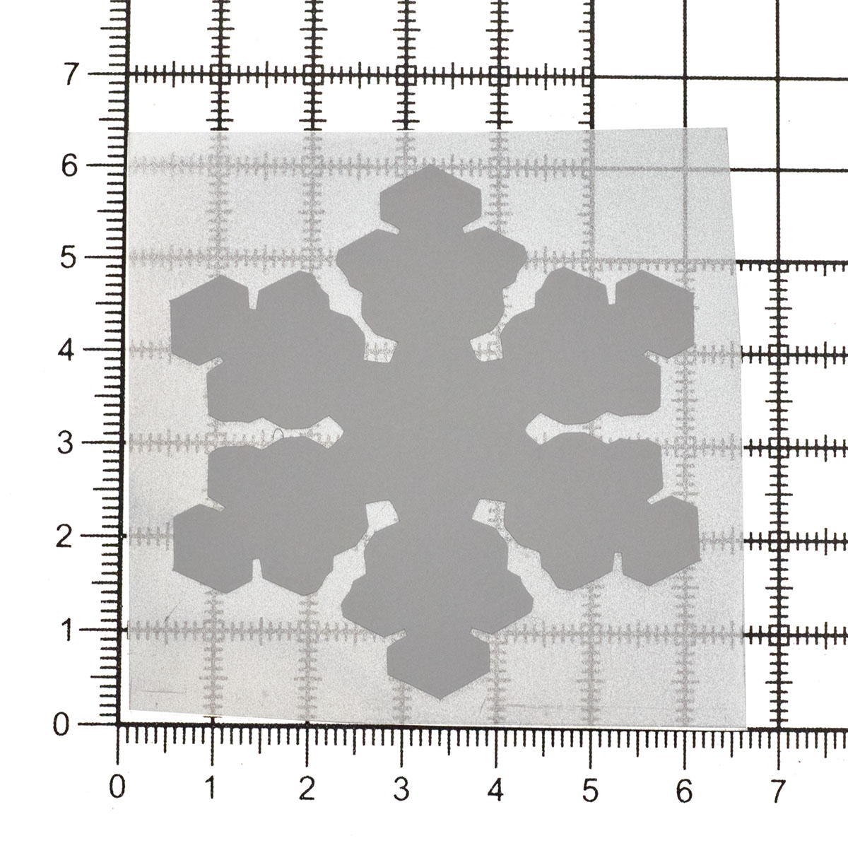 Термоаппликация Айрис светоотражающая Снежинка 5.8 см для одежды сумок рюкзаков 1 шт - фото 2