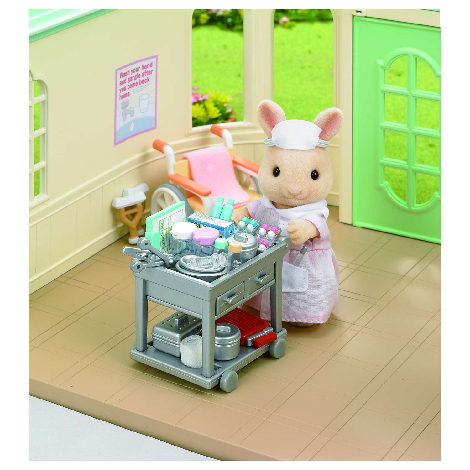 Набор Sylvanian Families Медсестра с аксессуарами (5094) - фото 6