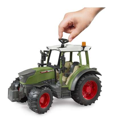 Трактор Bruder Fendt Vario 211 1:16