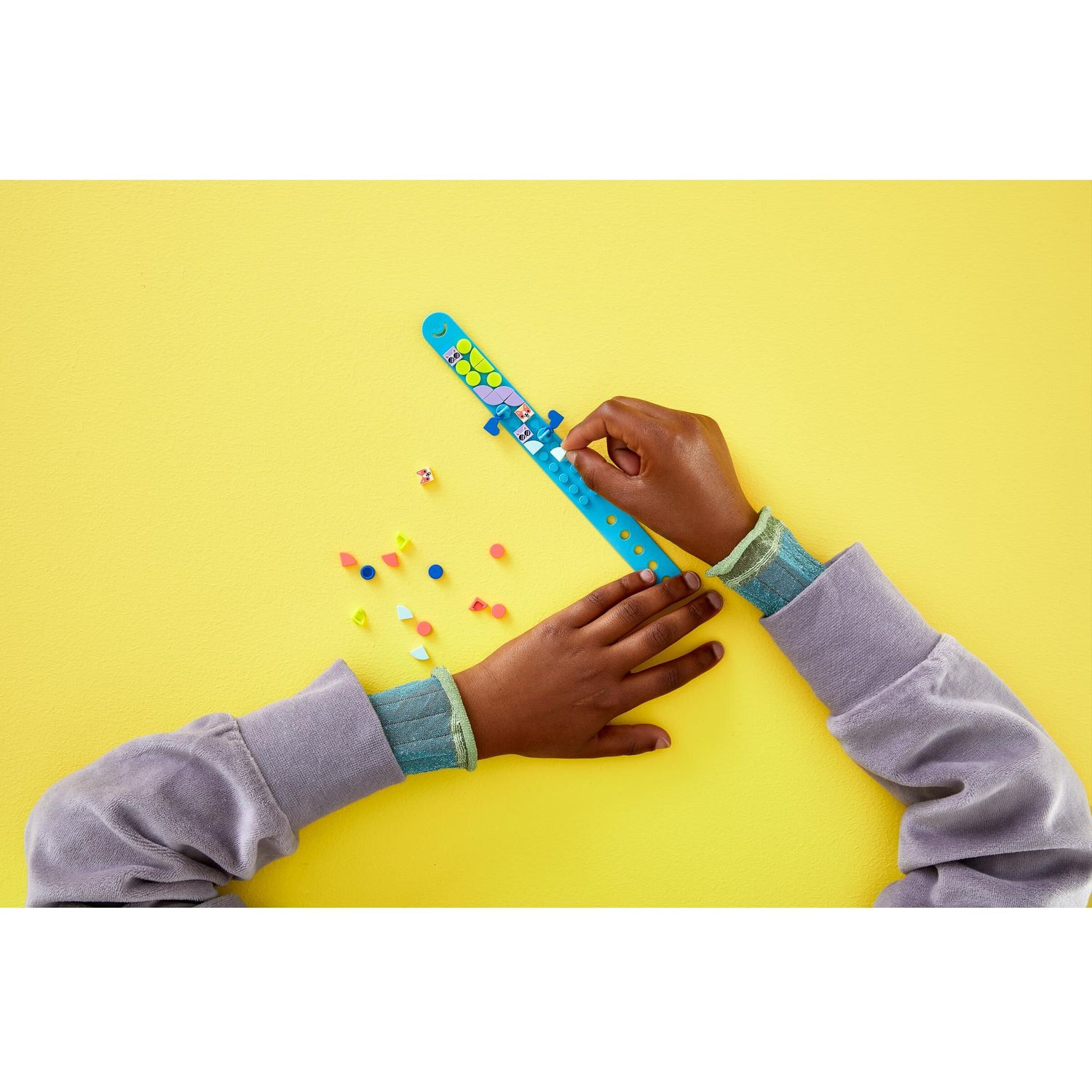 Конструктор LEGO DOTs My Pets Bracelet 41801 - фото 5