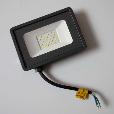 Прожектор светодиодный Фарлайт 20Вт 6500К IP65 Белый свет корпус серый