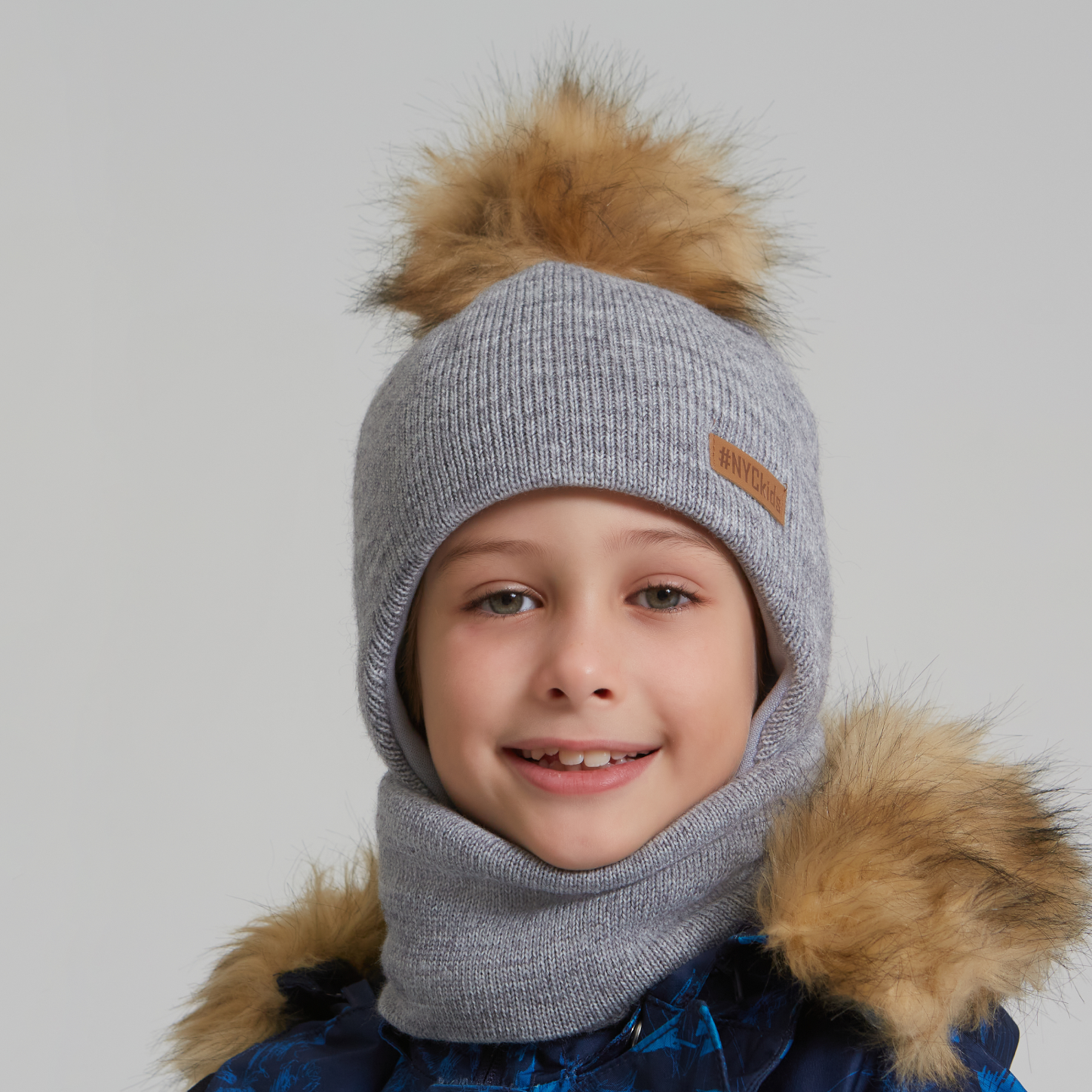 Шапка и снуд NYCkids NYC-H-111-FurPomPlain-Lgrey - фото 4