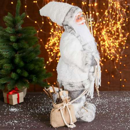 Дед мороз Зимнее волшебство «В белой шубке с лыжами» 32х60 см