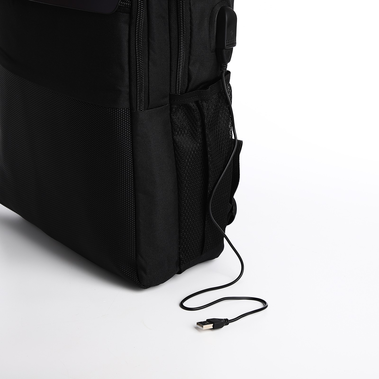 Рюкзак Sima-Land разъем для USB крепление для чемодана цвет тёмно-серый - фото 4