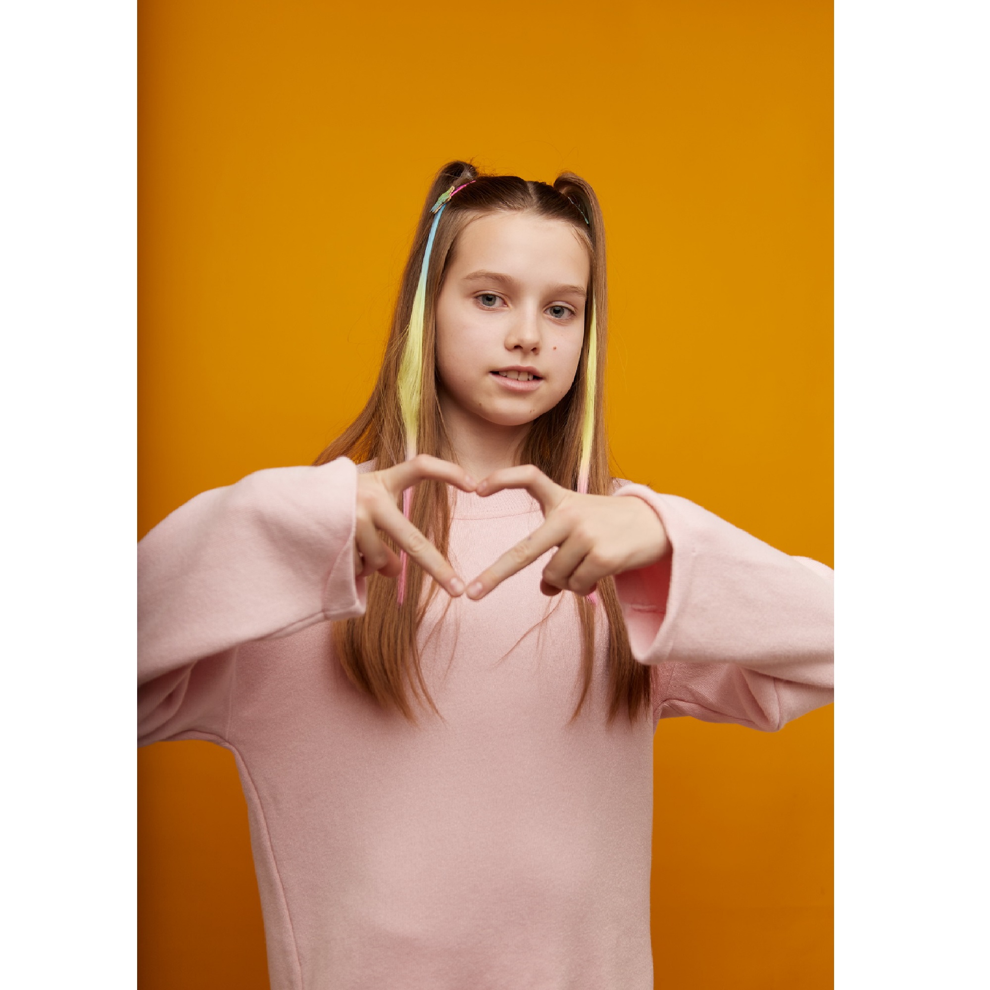 Цветные пряди для волос Lukky Fashion на заколках искусственные детские розовые градиент 55 см аксессуары для девочек - фото 12