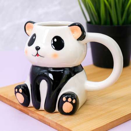 Кружка керамическая iLikeGift Modest panda white