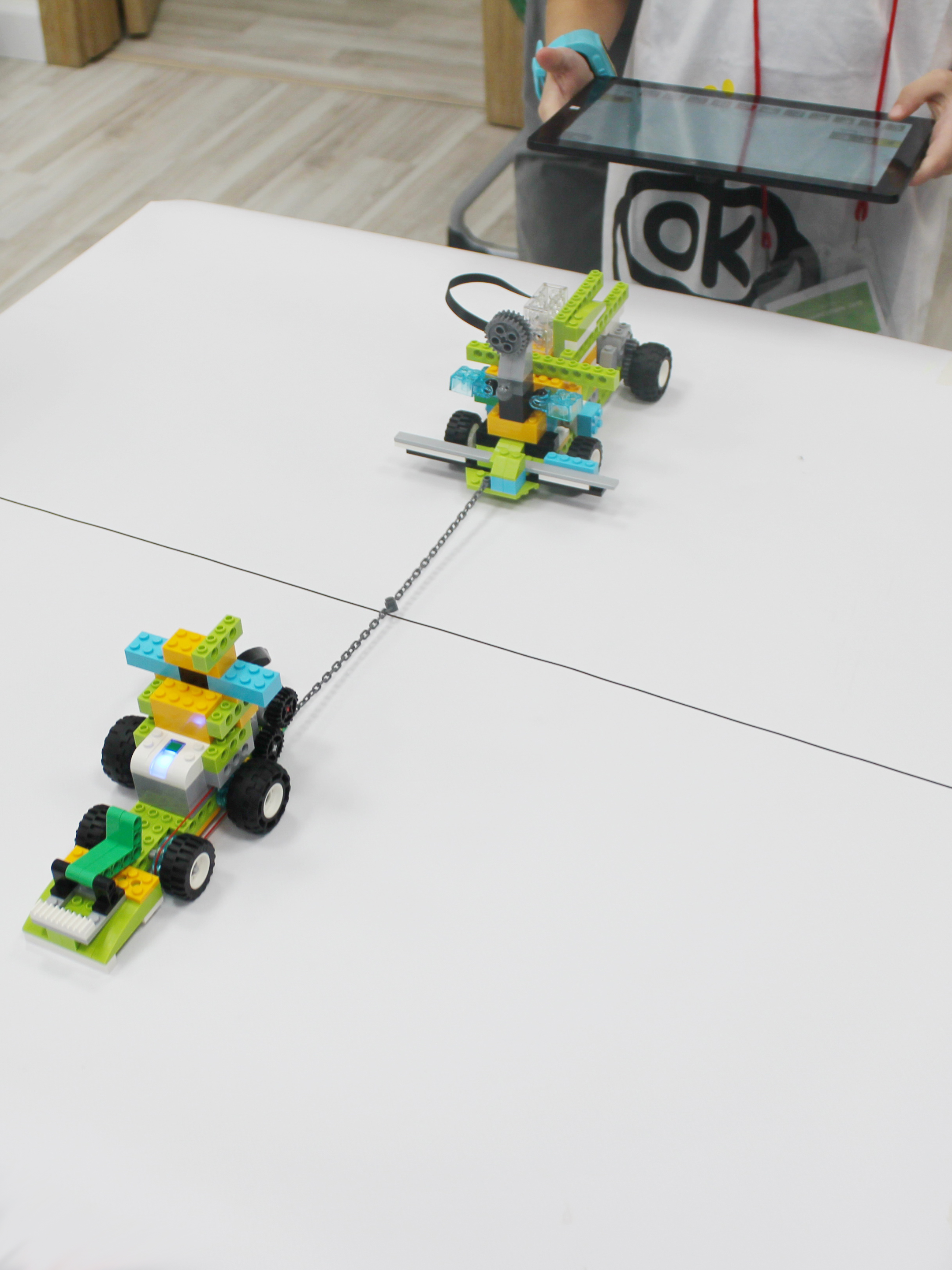 Базовый набор WeDo 2.0 ROBO MASTER 45300 - фото 12