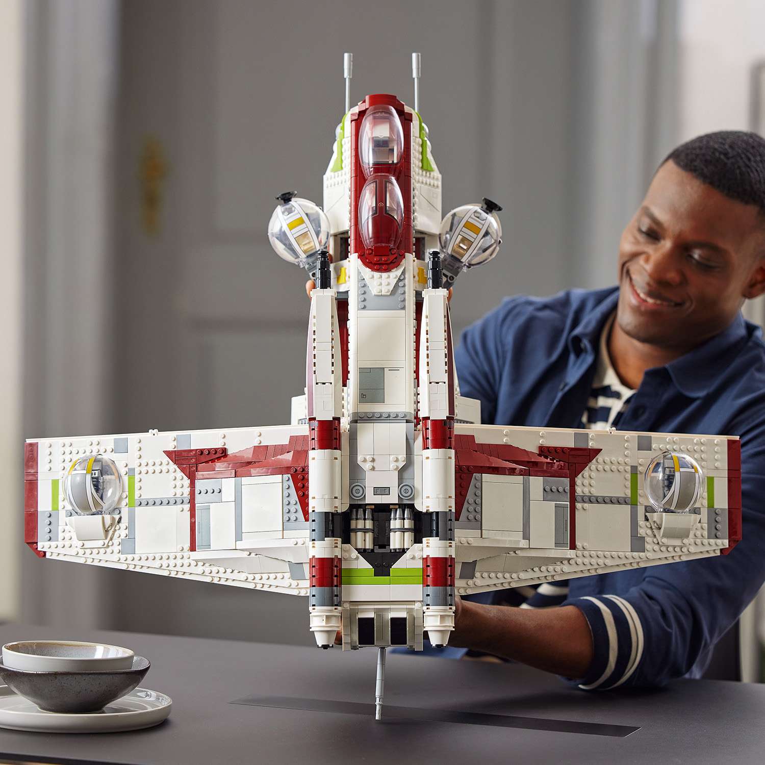 Конструктор LEGO Star Wars Боевой корабль Республики 75309 - фото 8