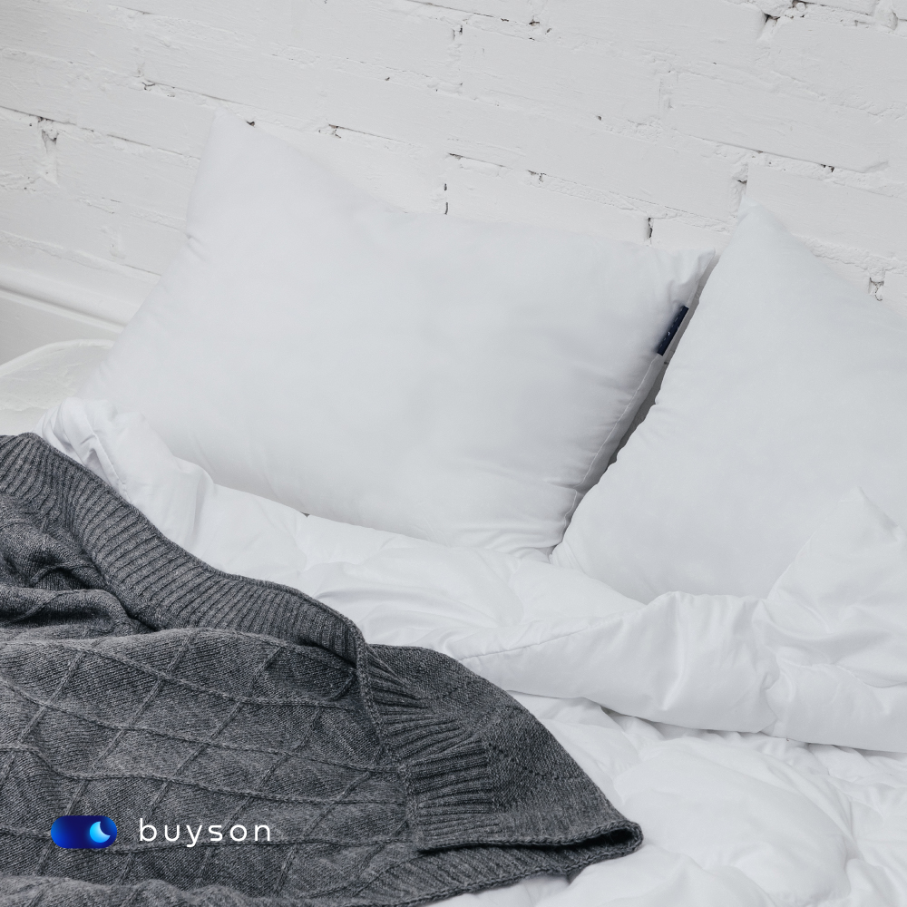 Сет мини buyson BuyFirst Mini: анатомическая подушка 50х70 см и одеяло 140х205 см - фото 9