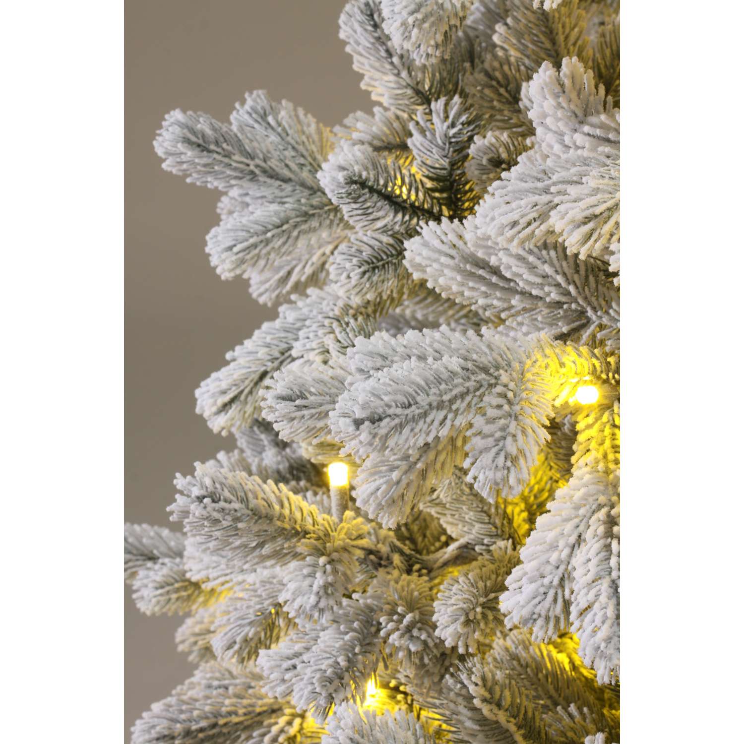 Искусственная елка ElkaDe Ель искусственная Королева Леса с Освещением Заснеженная 230 см - фото 5