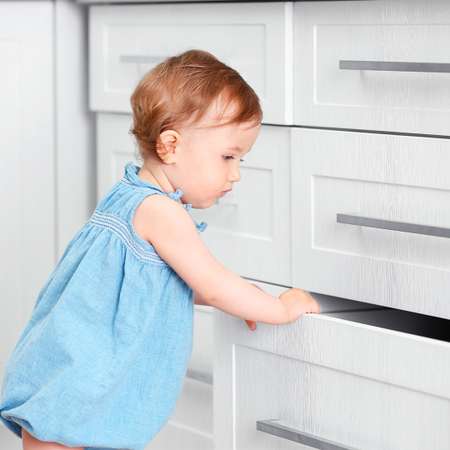 Блокиратор дверей и ящиков BabySafety невидимая защита от детей на ящик 6 шт Белый
