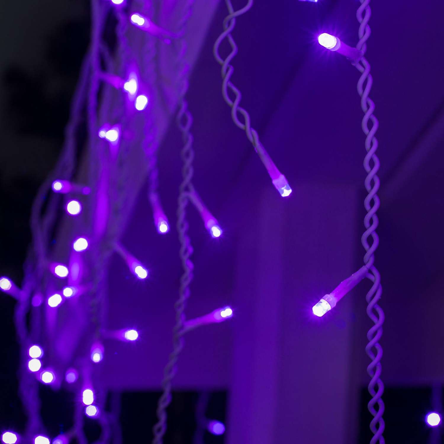 Гирлянда Luazon «Бахрома» IP44 УМС белая нить 160 LED свечение фиолетовое 220 В - фото 2