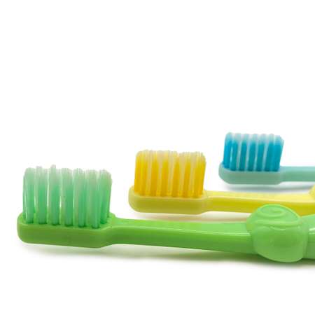Набор зубных щёток BabyGo для детей 3шт CE-MBS18