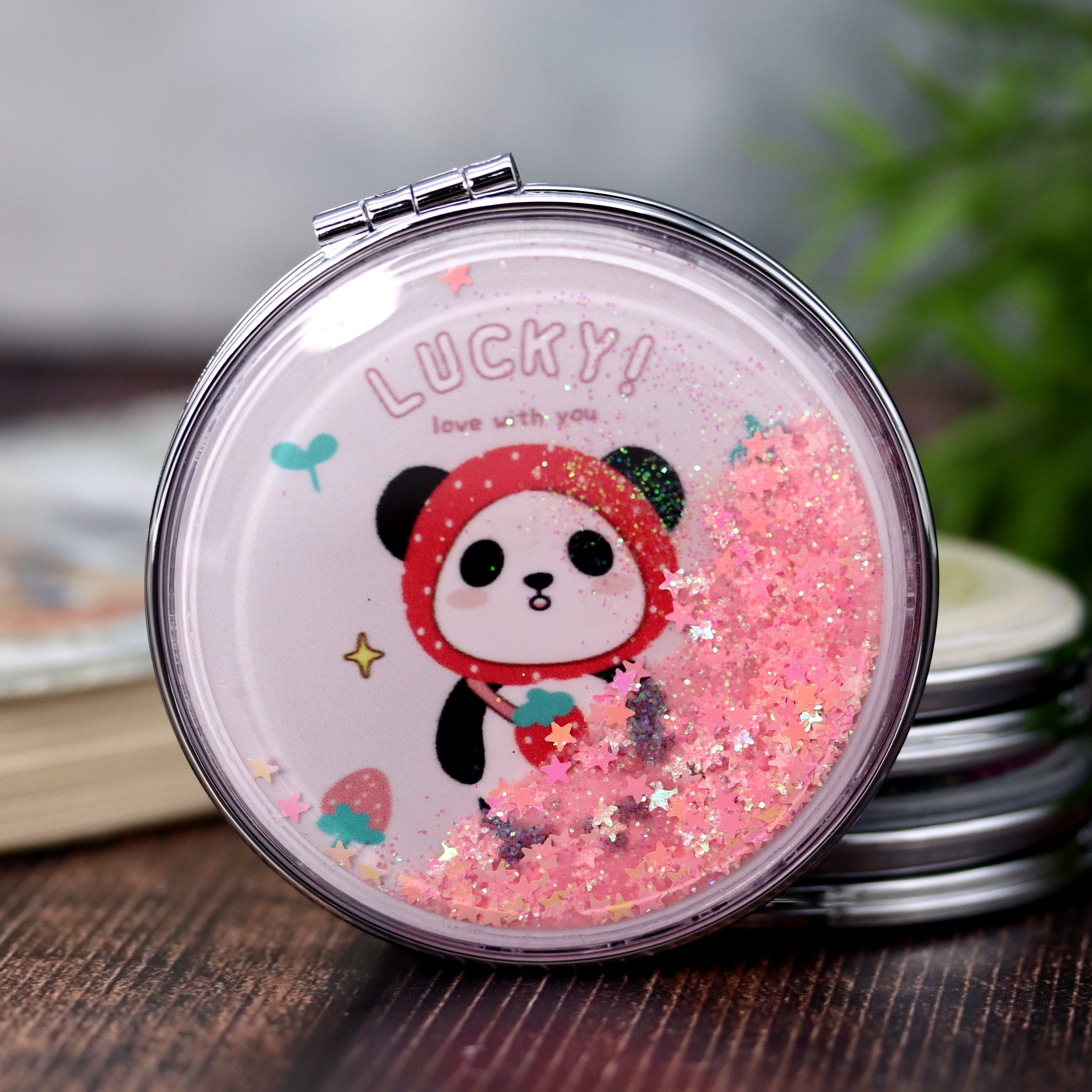 Зеркало карманное iLikeGift Lucky panda strawberry pink с увеличением - фото 1