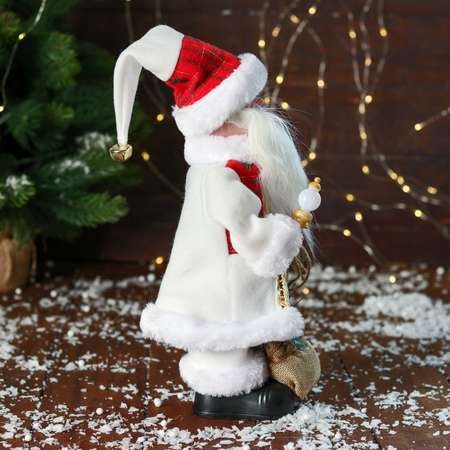 Дед мороз Sima-Land «С мешком подарков и фонариком» двигается с подсветкой 31 см красно-белый