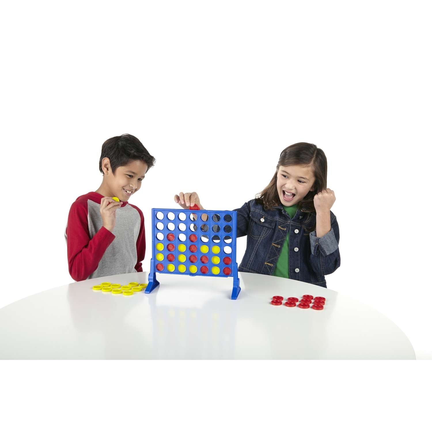 Игра кто соберет. Hasbro connect 4. Connect настольная игра. Настольная игра "Собери 4". Connect four игра.