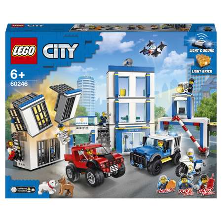 Конструктор LEGO City Police Полицейский участок 60246