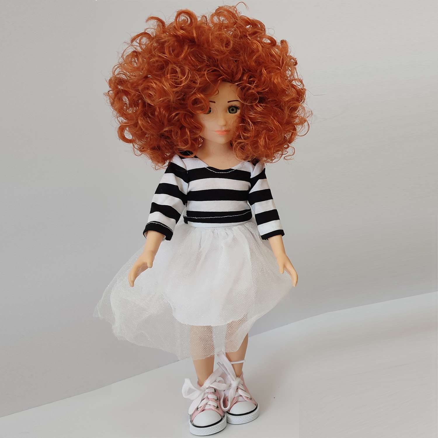 Кукла виниловая 32см TRINITY Анфиса юбка белая c полосатой футболкой 14825 - фото 2