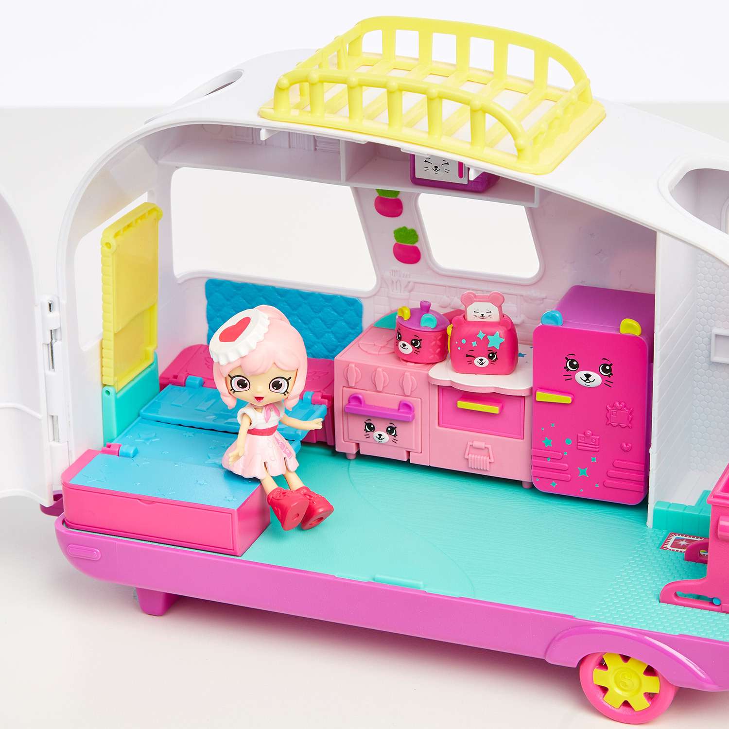 Shopkins happy hot sale places caravan