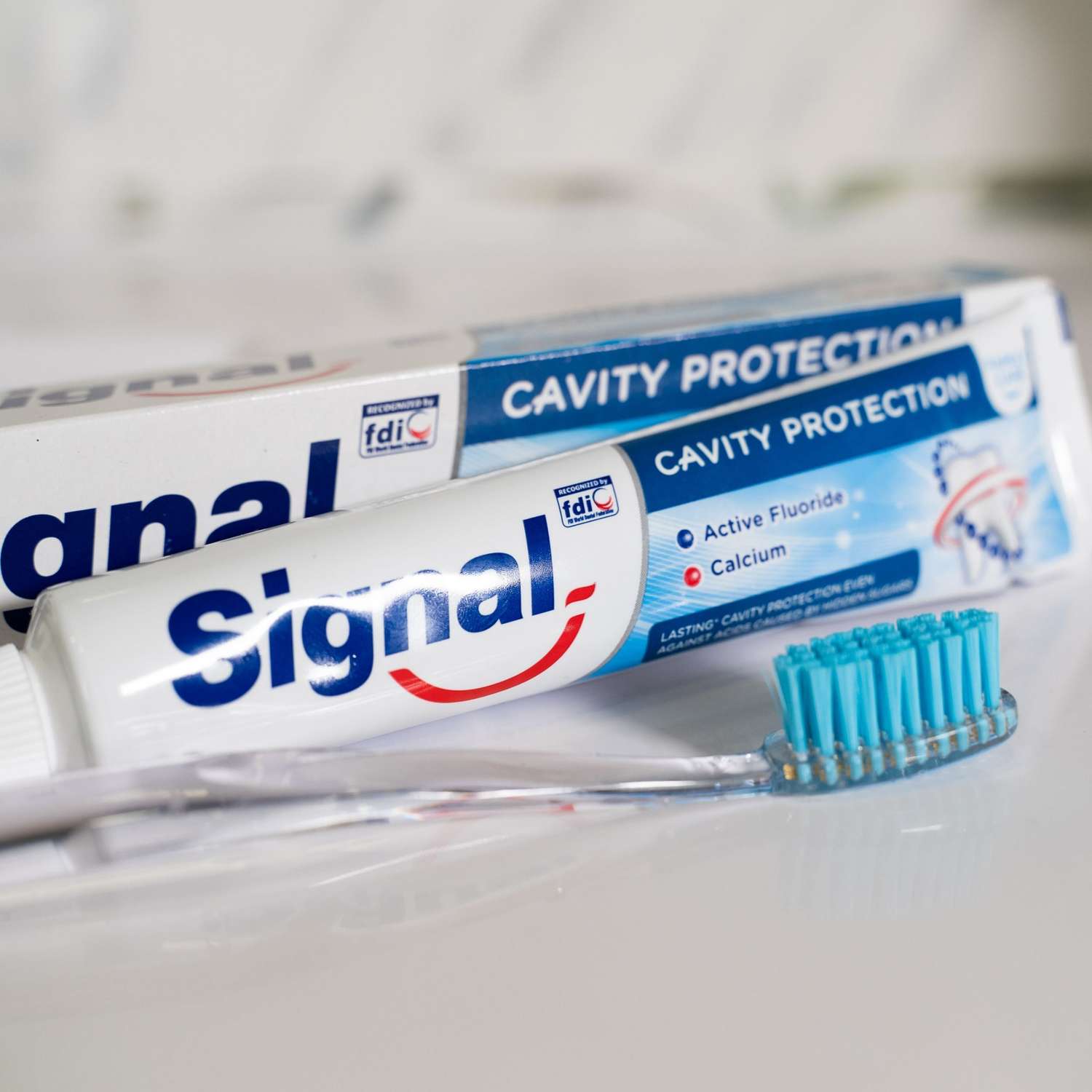Зубная паста отбеливающая Signal CAVITY PROTECTION 75 мл - фото 7
