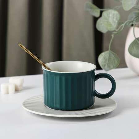 Чайная пара Sima-Land Профитроль чашка 200 мл блюдце цвет зеленый белый