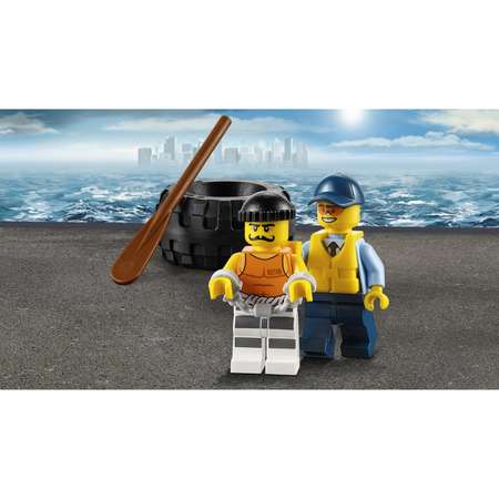 Конструктор LEGO City Police Побег в шине (60126)