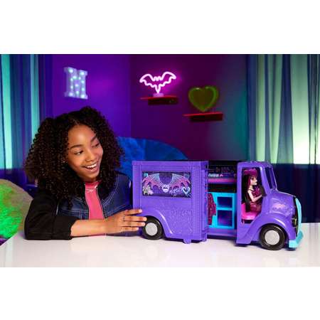 Кукла модельная Monster High Fangtastic Food Truck