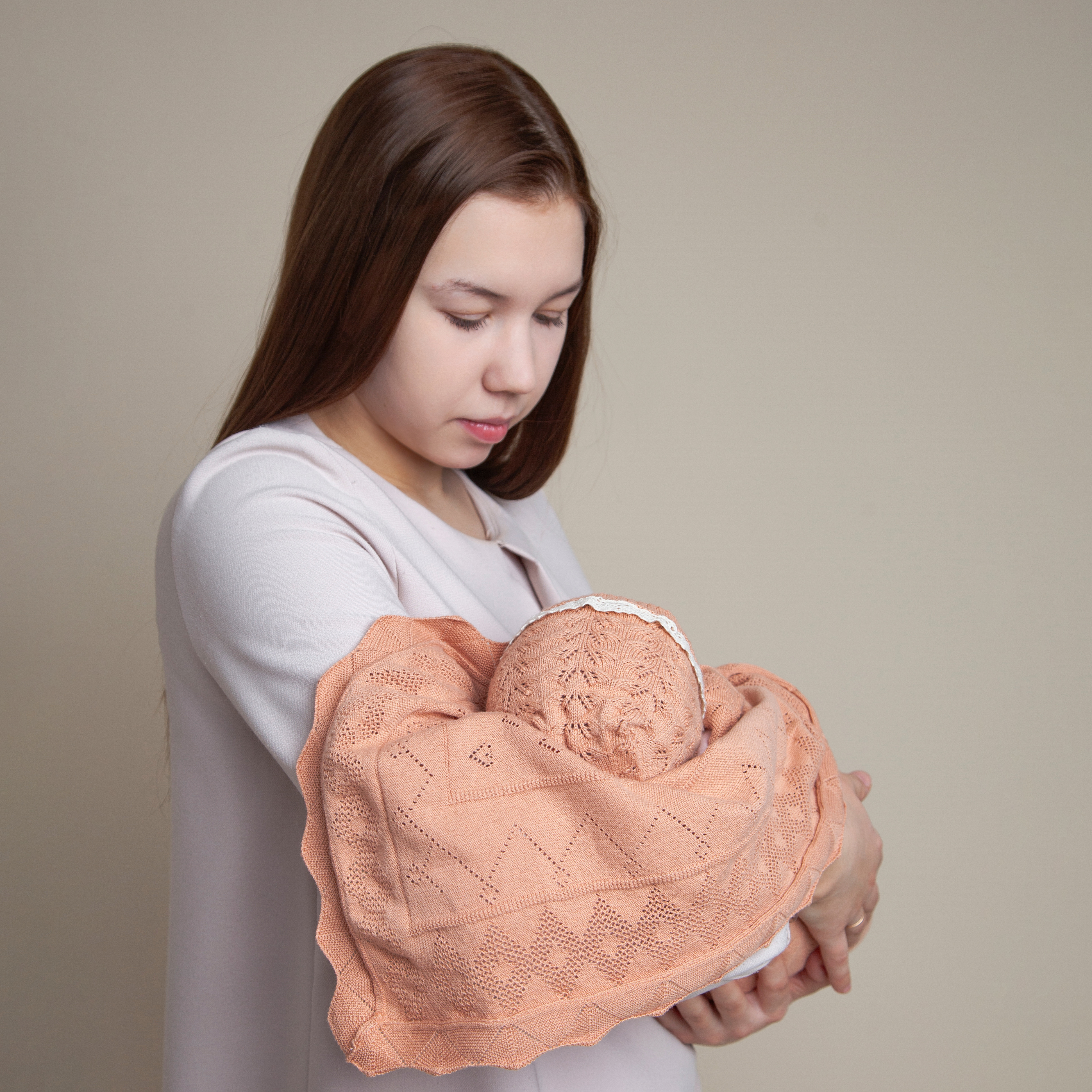 Плед для новорожденного НаследникЪ Выжанова ажурный на выписку в кроватку в коляску - фото 9