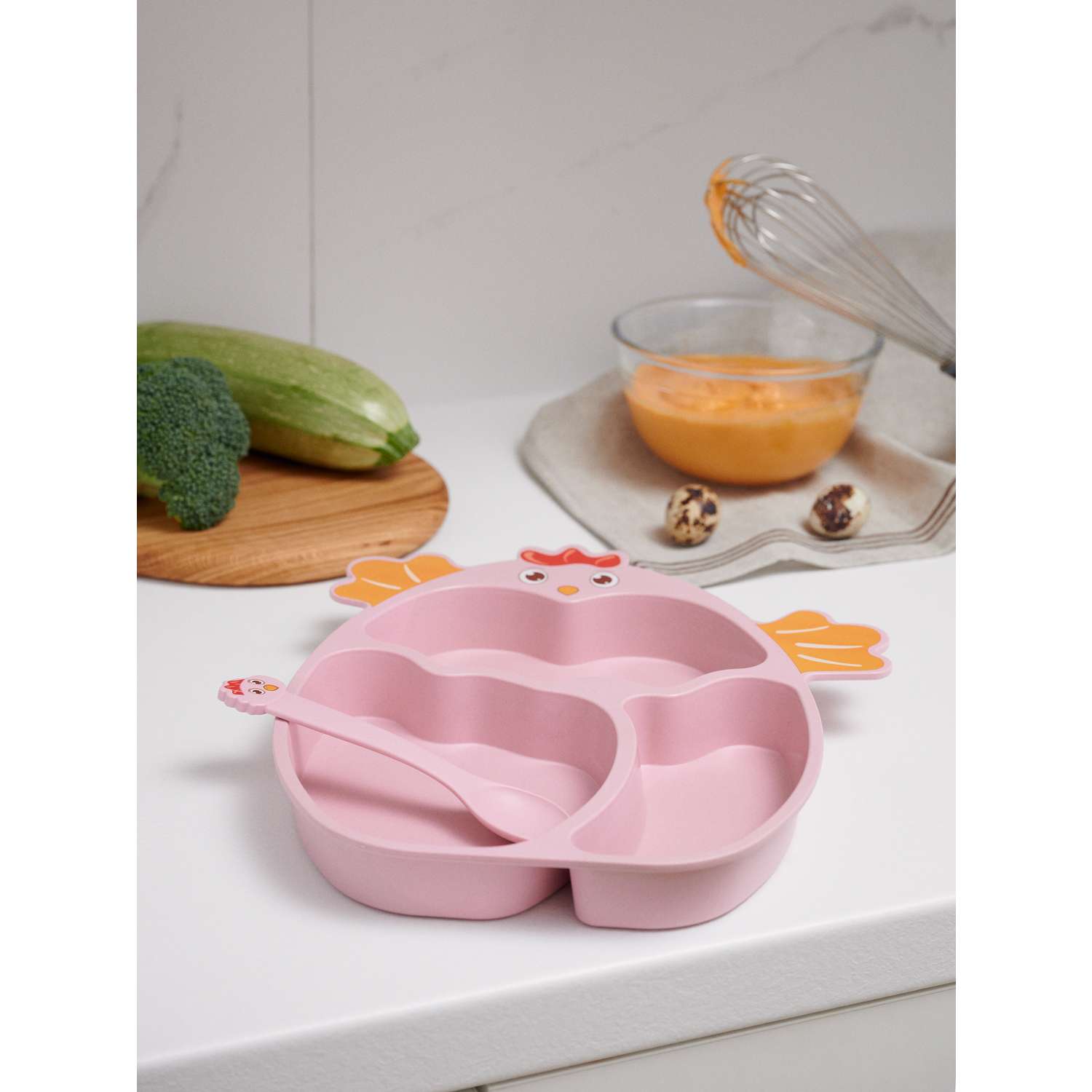 Набор детской посуды Добрый Филин Тарелка вилка ложка Цыпленок розоваый 4 предмета - фото 7