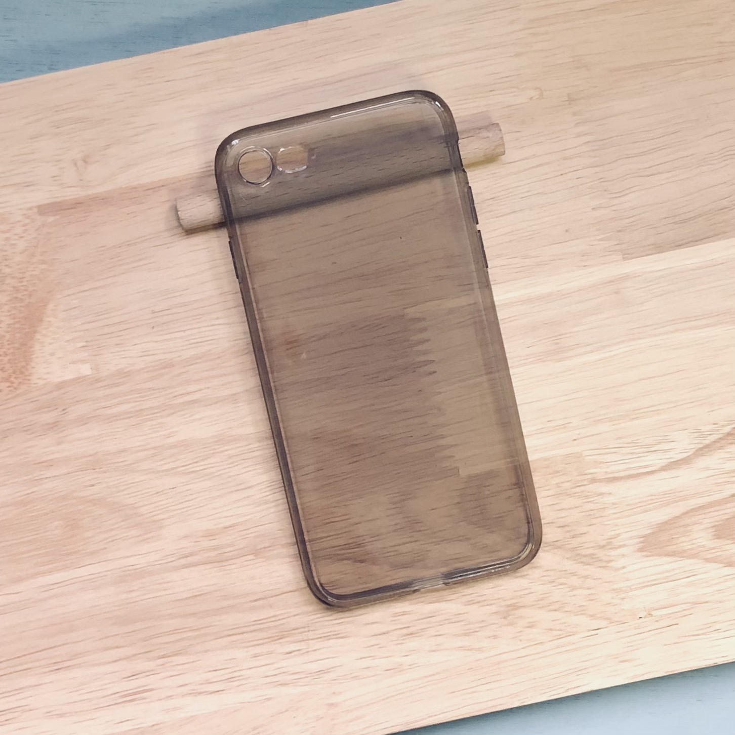 Чехол силиконовый МАККЕЙС прозрачный темный / тонированный плотный на iPhone 7 /8 - фото 1