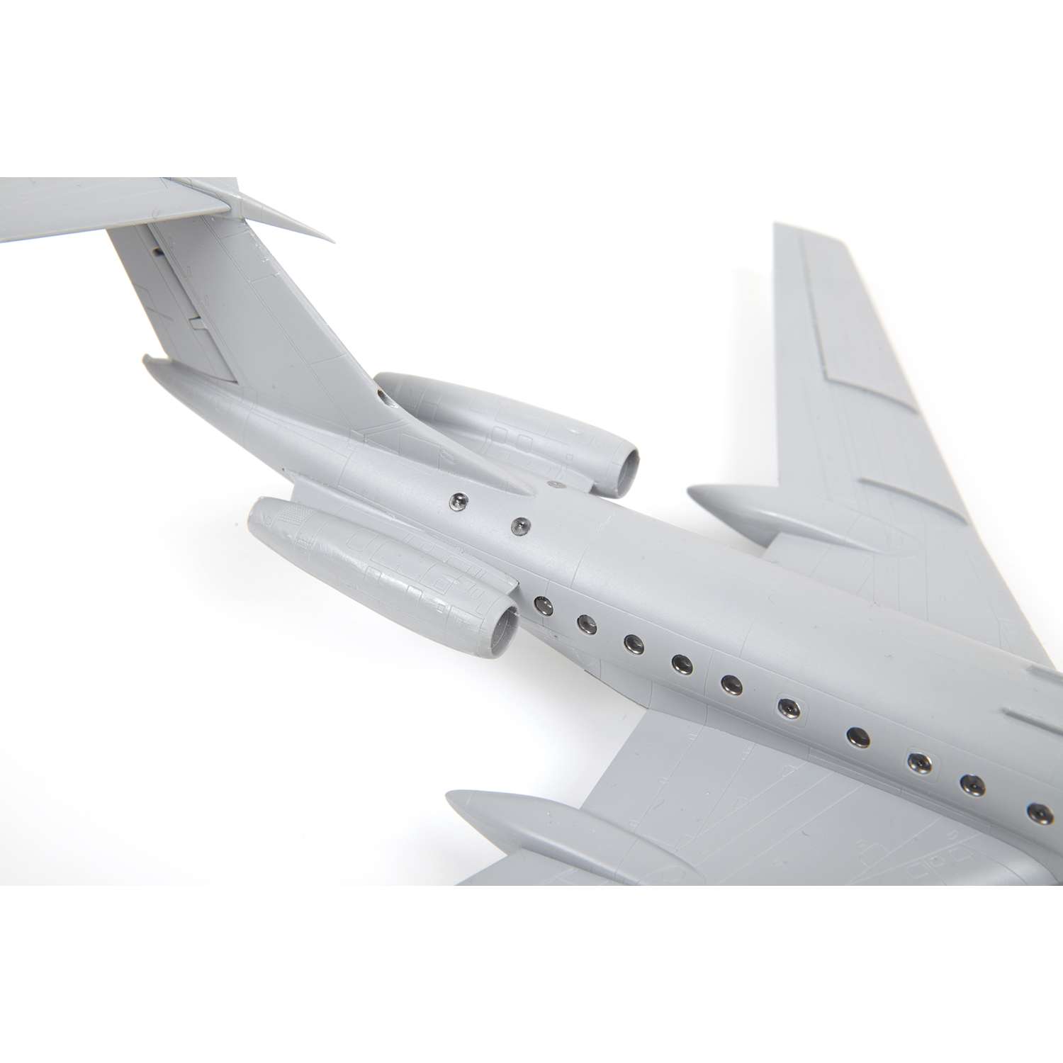 Модель для сборки Звезда Пассажирский авиалайнер Ту-134 7007 - фото 5