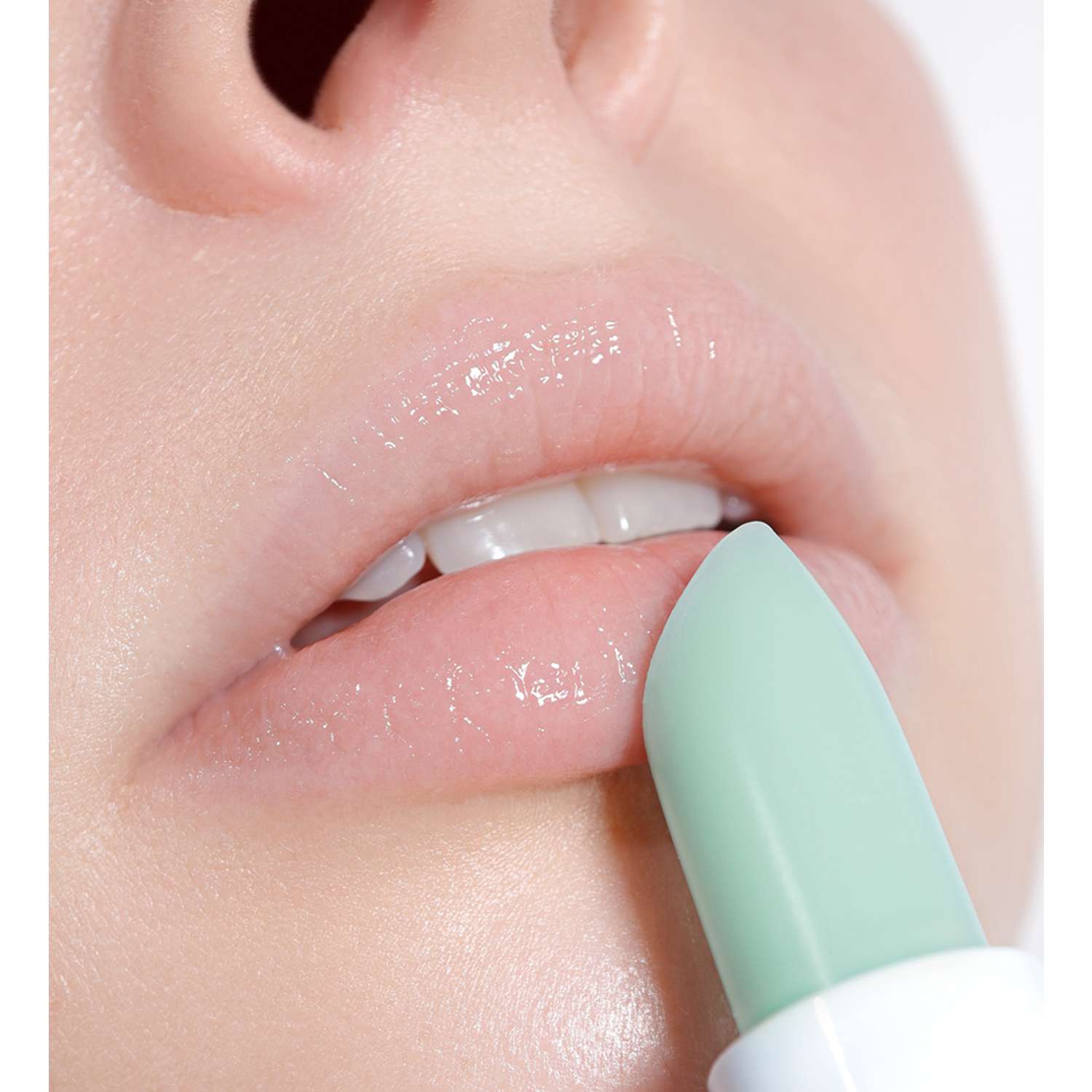 Бальзам для губ Luxvisage Mint care с охлаждающим эффектом 3.9 г - фото 2