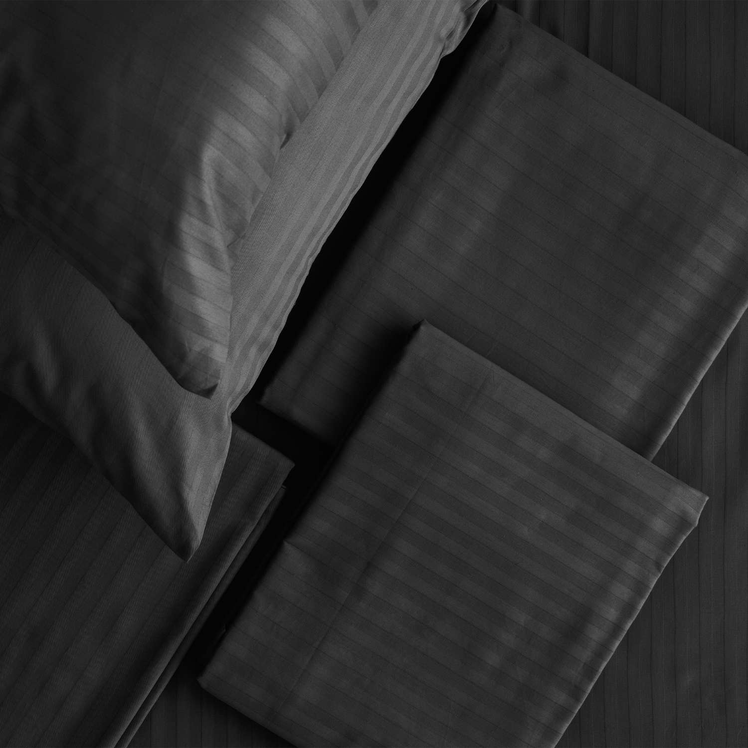 Комплект постельного белья LOVEME Black Семейный 4 наволочки страйп-сатин 100% хлопок - фото 10