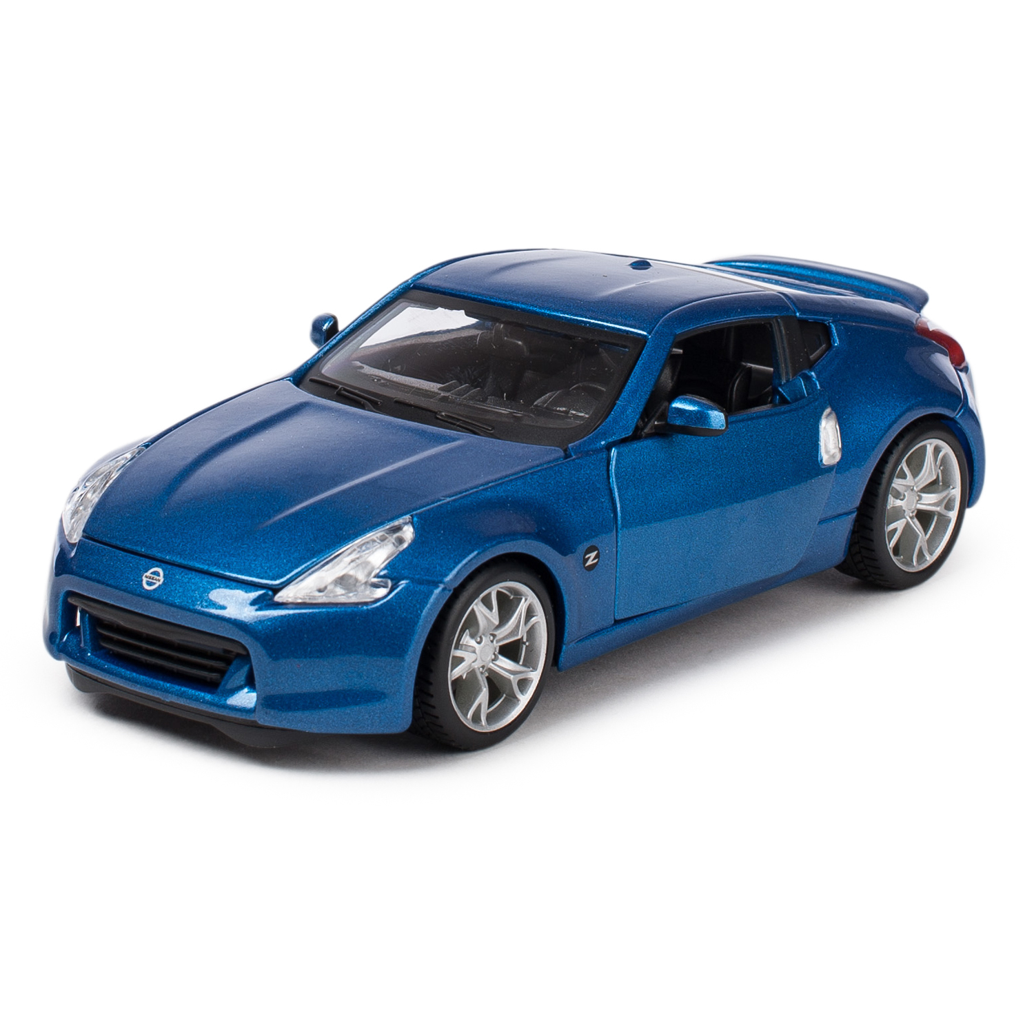 Машинка MAISTO 1:24 Nissan 370Z синяя 31200 купить по цене 399 ₽ в  интернет-магазине Детский мир