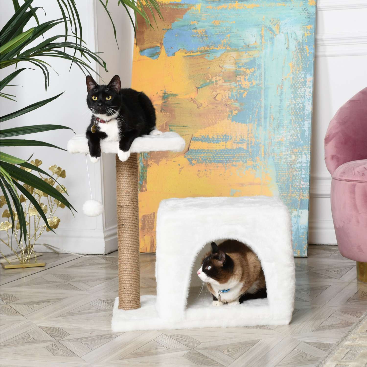 Когтеточка для кошек домик БРИСИ Белый - фото 1