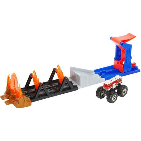 Набор игровой Hot Wheels Монстр-трак Гонка сквозь огонь GYL12