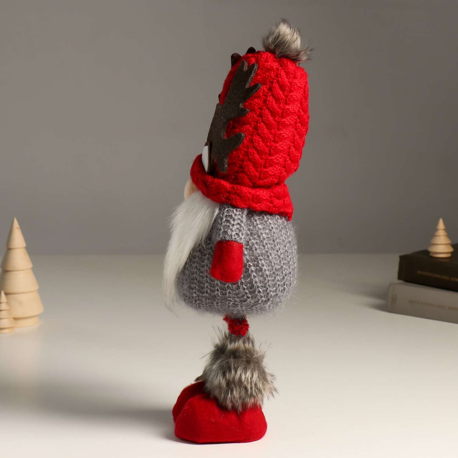 Кукла интерьерная Зимнее волшебство «Дед Мороз в шапке с рожками оленя» 38 см - фото 4