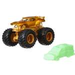 Автомобиль Hot Wheels 1:64 золотой