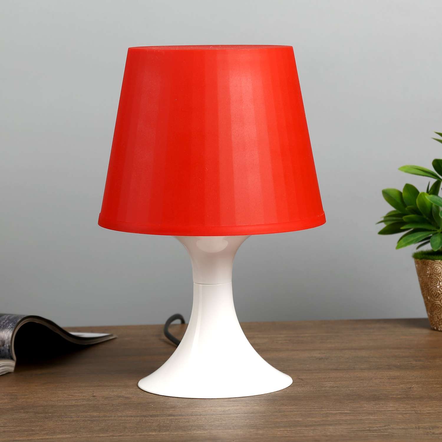Настольная лампа RISALUX бордовая 19.5 см х 19.5 см х 28 см - фото 2