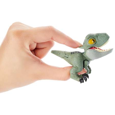 Фигурка Jurassic World Цепляющийся мини-динозаврик Велоцираптор Чарли GGN34