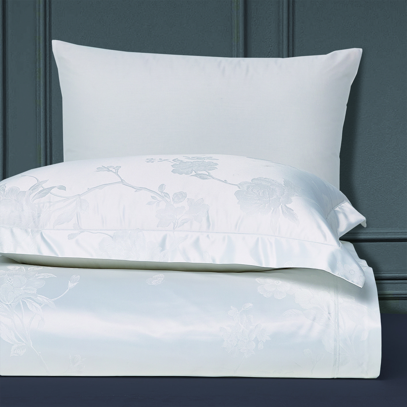 Постельное белье Arya Home Collection Евро 2 спальное 200x220 Royalty Agota премиум комплект 4 наволочки с евро простыней - фото 1