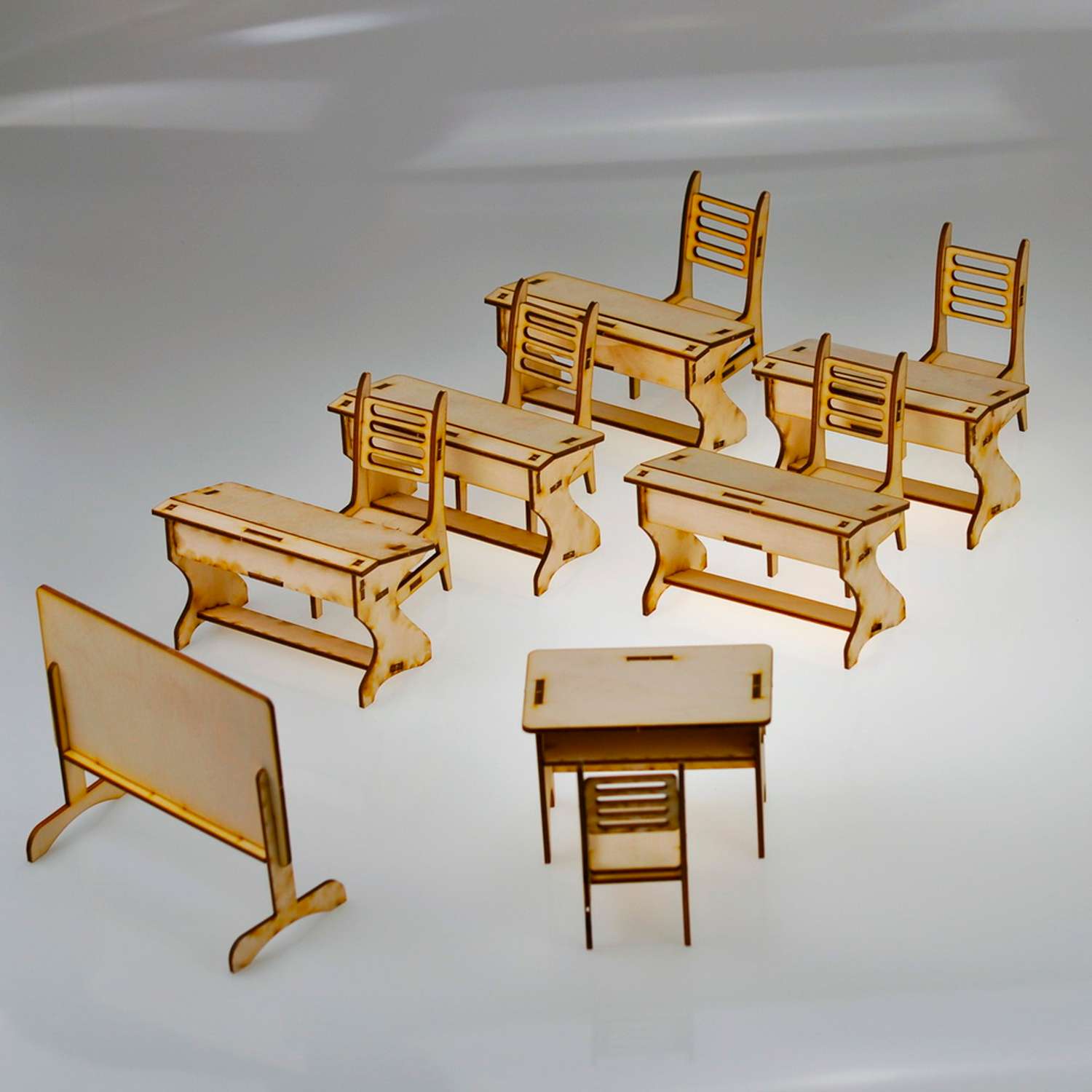 Игровой деревянный класс Amazwood 5 парт- учительский стол - доска - 6 стульев - 6 кукол AW1006 - фото 9