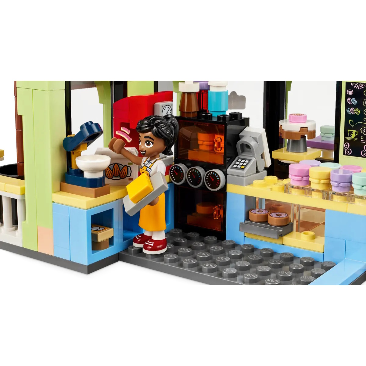 Конструктор LEGO Friends Кафе Хартлейк Сити 42618 - фото 12