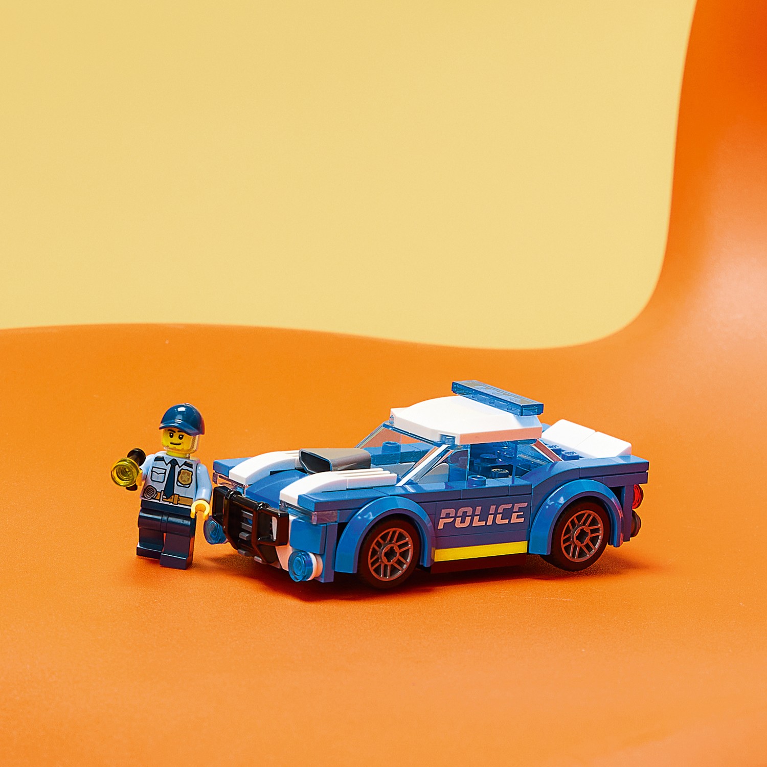 Конструктор LEGO City Police Полицейская машина 60312 - фото 7