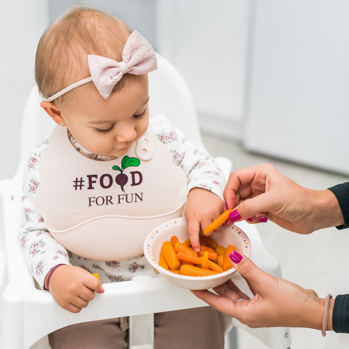 Нагрудник Babyono силиконовый с регулируемой застежкой 829/3 food for fun - фото 2