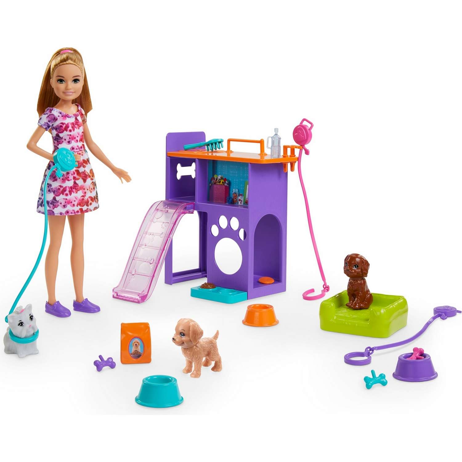 Набор игровой Barbie Семья Стейси с щенками на площадке GFF48 GFF48 - фото 1